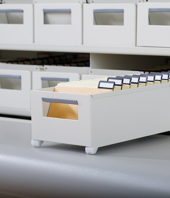 130527111542_aktenlager-grossarchiv 1